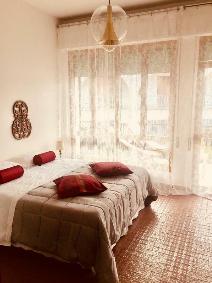 Azzurra Apartment Salò Екстериор снимка